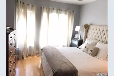 337 Park Crescent, College Point, NY 11356 - Photo 8