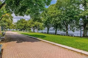 337 Park Crescent, College Point, NY 11356 - Photo 14