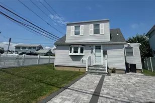 100 Clubhouse Rd, Bellmore, NY 11710 - Photo 2