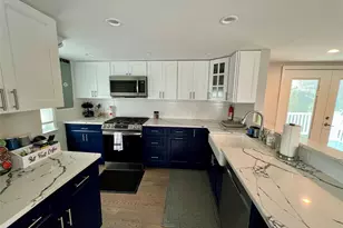 100 Clubhouse Rd, Bellmore, NY 11710 - Photo 8