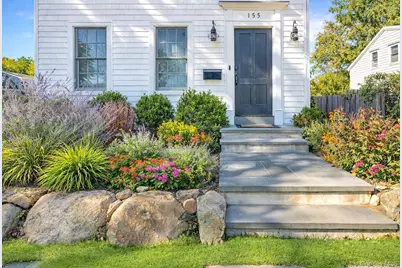 155 Bridge Street, Greenport, NY 11944 - Photo 2