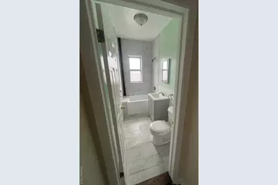 369 Warburton Avenue #4B, Yonkers, NY 10701 - Photo 6