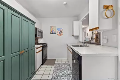 15 Kings Court, Nanuet, NY 10954 - Photo 10