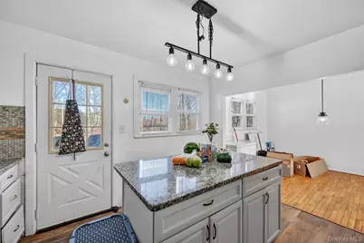 129 Vails Gate Heights Drive, New Windsor, NY 12553 - Photo 18