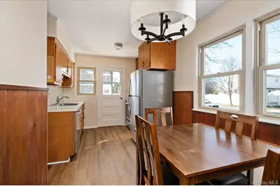 16 Seneca Drive, Massapequa, NY 11758 - Photo 8