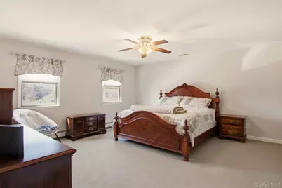 741 10th Street, Islip Terrace, NY 11752 - Photo 24