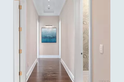 6000 Royal Court #PENTHOUSE, North Hills, NY 11040 - Photo 24