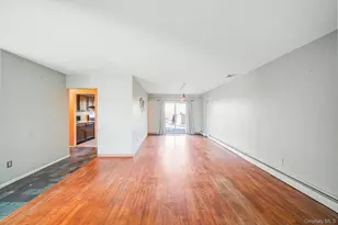 75 Oakcrest Ave, Farmingville, NY 11738 - Photo 8