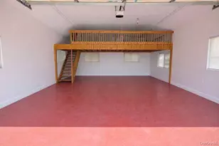 39 West Ln, Bay Shore, NY 11706 - Photo 28