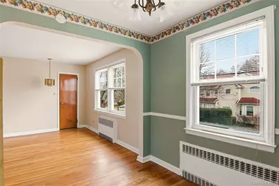 15 Geranium Avenue, Floral Park, NY 11001 - Photo 14