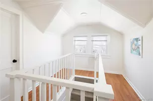 446 6th St, Greenport, NY 11944 - Photo 10