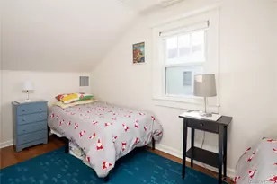 446 6th St, Greenport, NY 11944 - Photo 12