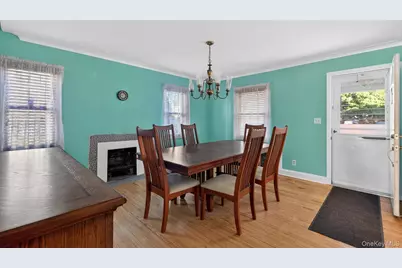 3992 William Street, Seaford, NY 11783 - Photo 4