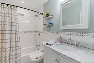 45 Amherst Dr, Massapequa, NY 11758 - Photo 14