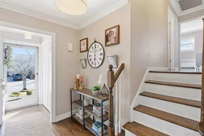 45 Amherst Drive, Massapequa, NY 11758 - Photo 4