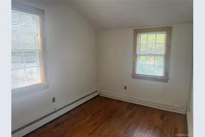 953 Ripley Lane, Oyster Bay, NY 11771 - Photo 14