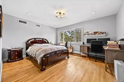 15 Cricket Lane, Great Neck, NY 11024 - Photo 26