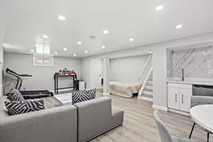 15 Cricket Ln, Great Neck, NY 11024 - Photo 34