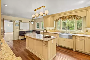 15 Cricket Ln, Great Neck, NY 11024 - Photo 18