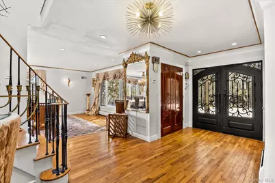 15 Cricket Lane, Great Neck, NY 11024 - Photo 4