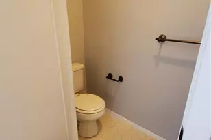 1404 Sara Cir, Port Jefferson Station, NY 11776 - Photo 10