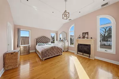 141-16 11th Avenue, Whitestone, NY 11357 - Photo 12