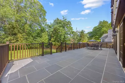 378 Beverly Road, Douglaston, NY 11363 - Photo 38