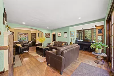 378 Beverly Road, Douglaston, NY 11363 - Photo 6