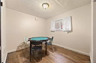 3-78 Beverly Rd, Douglaston, NY 11363 - Photo 4