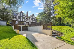 3-78 Beverly Rd, Douglaston, NY 11363 - Photo 2