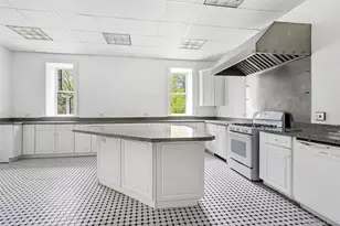 139 Scarborough Rd, Briarcliff Manor, NY 10510 - Photo 22