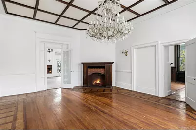139 Scarborough Road, Briarcliff Manor, NY 10510 - Photo 12