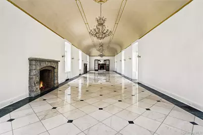 139 Scarborough Road, Briarcliff Manor, NY 10510 - Photo 16