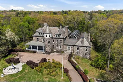 139 Scarborough Road, Briarcliff Manor, NY 10510 - Photo 6