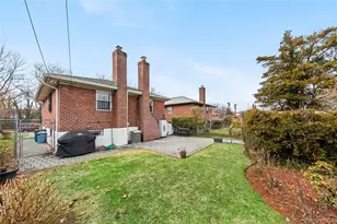 26-15 Clearview Expy, Bayside, NY 11360 - Photo 24