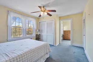 29 Summit Ave, Lynbrook, NY 11563 - Photo 14