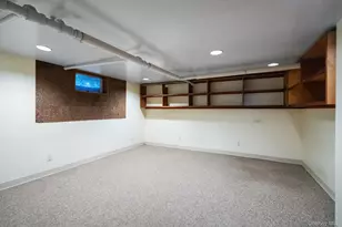 29 Summit Ave, Lynbrook, NY 11563 - Photo 22