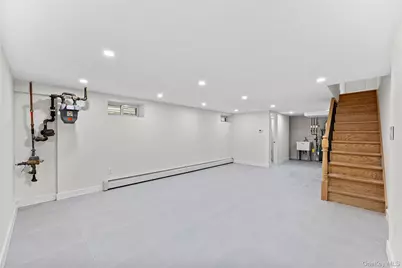 32-19 Jordan Street, Flushing, NY 11358 - Photo 10