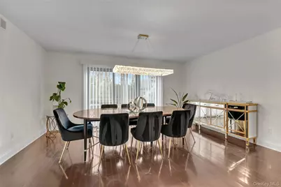 51 Foxwood Drive #51, Jericho, NY 11753 - Photo 4