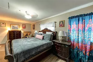 10 Sinclair Dr, Greenlawn, NY 11740 - Photo 10