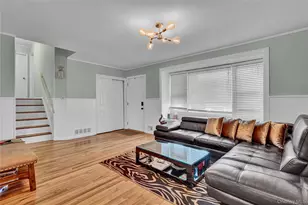18 Frost Ln, Greenlawn, NY 11740 - Photo 6