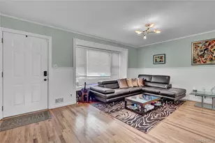 18 Frost Ln, Greenlawn, NY 11740 - Photo 4