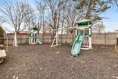 230 Aspen Court, Wantagh, NY 11793 - Photo 14