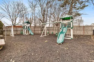 230 Aspen Ct, Wantagh, NY 11793 - Photo 14
