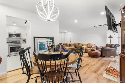 230 Aspen Court, Wantagh, NY 11793 - Photo 4