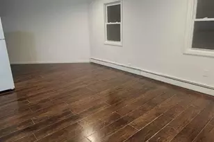 10 Ross Ave, Bay Shore, NY 11706 - Photo 6