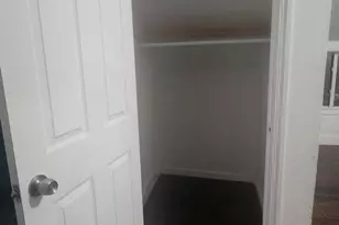 10 Ross Ave, Bay Shore, NY 11706 - Photo 4