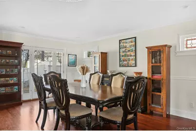 4 Quebec Road, Island Park, NY 11558 - Photo 8