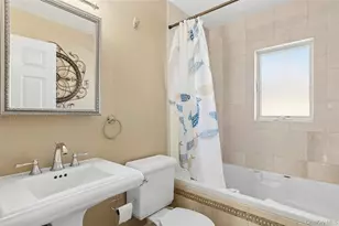 4 Quebec Rd, Island Park, NY 11558 - Photo 12