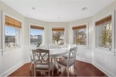 4 Quebec Road, Island Park, NY 11558 - Photo 6